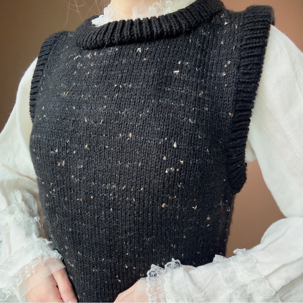 Black Knit Sweater Vest - Picture 3 of 6